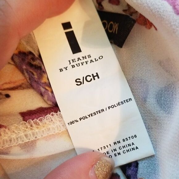 iJeans by Buffalo Sheer Boho Top - Picture 7 of 7